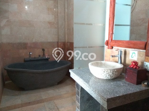 Rumah Tenang di Puri Gading, 4 KM, LT 250m² Bangunan 250m² Rumah Tenang di Puri Gading, 4 KM, LT 250m² Bangunan 250m²