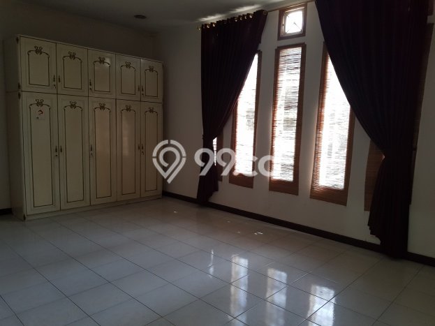 Jarang Ada! Rumah Kontrakan 6 Kamar Bagus Siap Huni Bandung Kota Jarang Ada! Rumah Kontrakan 6 Kamar Bagus Siap Huni Bandung Kota