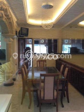 Rumah LT 700m² / LB 550m² Pemandangan Gunung di Balikpapan Selatan, Balikpapan Rumah LT 700m² / LB 550m² Pemandangan Gunung di Balikpapan Selatan, Balikpapan