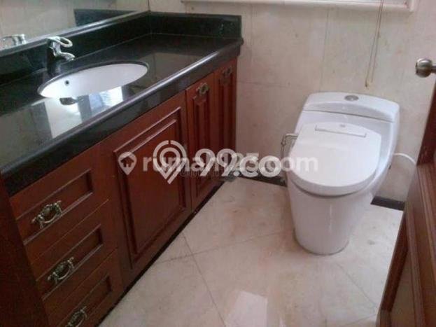 Rumah LT 700m² / LB 550m² Pemandangan Gunung di Balikpapan Selatan, Balikpapan Rumah LT 700m² / LB 550m² Pemandangan Gunung di Balikpapan Selatan, Balikpapan