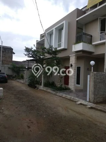 Jual Rumah Strategis Bagus Punya 3 KT di Jagakarsa Jakarta Selatan SHM Jual Rumah Strategis Bagus Punya 3 KT di Jagakarsa Jakarta Selatan SHM