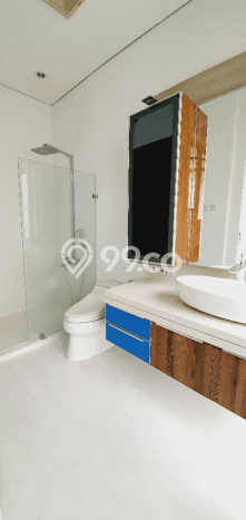 Dijual Rumah Mewah Megah Dengan View Cantik di Intercon, Jakarta Barat Dijual Rumah Mewah Megah Dengan View Cantik di Intercon, Jakarta Barat