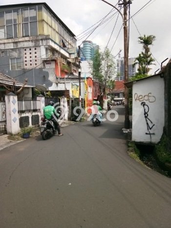 Dijual Rumah Premium dengan Fasilitas Sekitar Lengkap di Mampang Prapatan, Jakarta Selatan Dijual Rumah Premium dengan Fasilitas Sekitar Lengkap di Mampang Prapatan, Jakarta Selatan