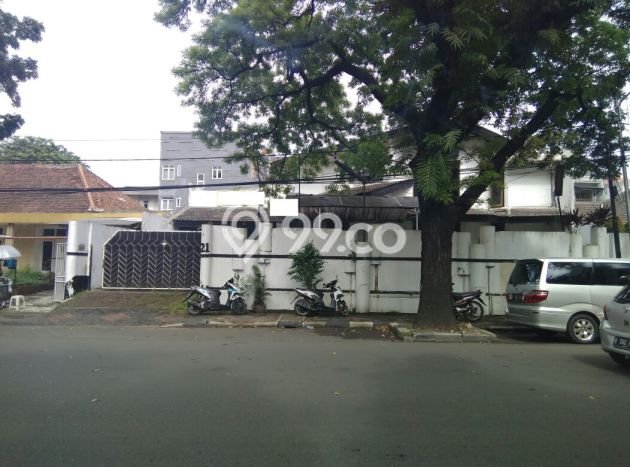 Dijual Rumah Premium dengan Fasilitas Sekitar Lengkap di Kebayoran Baru, Jakarta Selatan Dijual Rumah Premium dengan Fasilitas Sekitar Lengkap di Kebayoran Baru, Jakarta Selatan