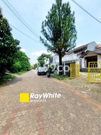Jual Rumah Bagus Siap Huni LB 212m2 di Cinere, Depok Jual Rumah Bagus Siap Huni LB 212m2 di Cinere, Depok