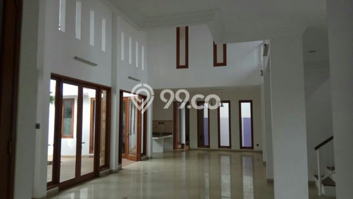 Ready to Use! Luxury House LT 660m2 Desain Modern di Serpong Villa Melati Mas Ready to Use! Luxury House LT 660m2 Desain Modern di Serpong Villa Melati Mas