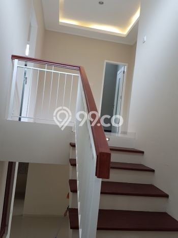 Hunian Mewah LB 225m2 Siap Huni Desain Elegan di Bintaro, Tangerang Selatan Hunian Mewah LB 225m2 Siap Huni Desain Elegan di Bintaro, Tangerang Selatan