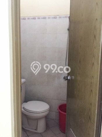 For Sale Rumah 5 Kamar Lokasi Ideal Bagus dan Strategis di Semarang Timur For Sale Rumah 5 Kamar Lokasi Ideal Bagus dan Strategis di Semarang Timur