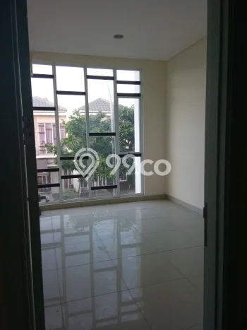 Dijual Rumah 4 Kamar Lokasi Ideal Bagus dan Strategis di Cipondoh Dijual Rumah 4 Kamar Lokasi Ideal Bagus dan Strategis di Cipondoh