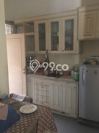 For Sale Rumah 3 Kamar Lokasi Strategis Nyaman dan Strategis di Ciputat For Sale Rumah 3 Kamar Lokasi Strategis Nyaman dan Strategis di Ciputat