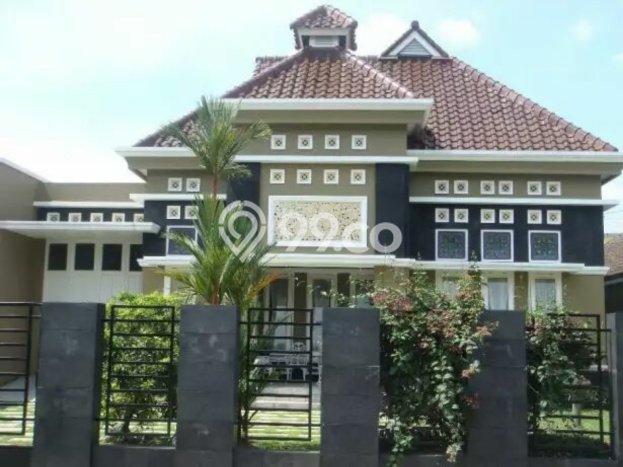 SPECIAL PRICE! Rumah Strategis lokasi Maguwoharjo, LT 684m² LB 170m² SPECIAL PRICE! Rumah Strategis lokasi Maguwoharjo, LT 684m² LB 170m²