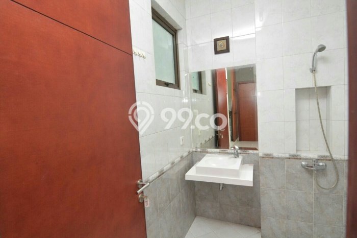 Jual Rumah Luas Elegan Dengan View Cantik di BSD Virginia Lagoon, Tangerang Jual Rumah Luas Elegan Dengan View Cantik di BSD Virginia Lagoon, Tangerang