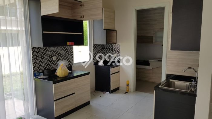Ready to Use! Luxury House LT 300m2 Desain Elegan di BSD De Park Ready to Use! Luxury House LT 300m2 Desain Elegan di BSD De Park