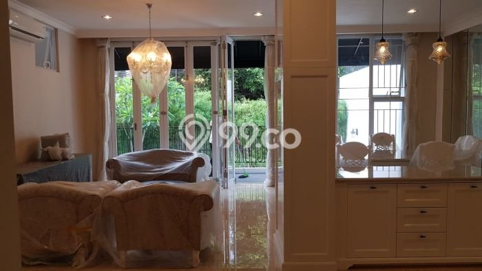 Dijual Rumah Premium dengan Fasilitas Sekitar Lengkap di Cilandak, Jakarta Selatan Dijual Rumah Premium dengan Fasilitas Sekitar Lengkap di Cilandak, Jakarta Selatan
