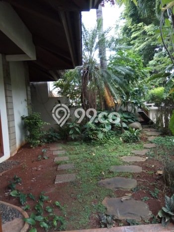 Rumah Elit Modern Tanpa Renovasi di Kuningan Jakarta Selatan Rumah Elit Modern Tanpa Renovasi di Kuningan Jakarta Selatan