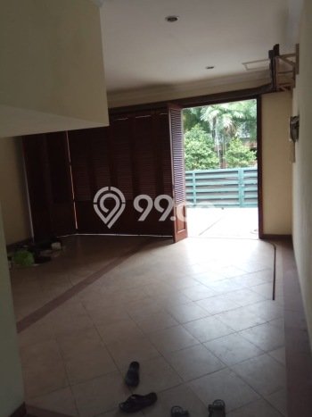 Rumah Elit Modern Tanpa Renovasi di Kuningan Jakarta Selatan Rumah Elit Modern Tanpa Renovasi di Kuningan Jakarta Selatan