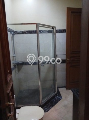 Rumah Elit Modern Tanpa Renovasi di Kuningan Jakarta Selatan Rumah Elit Modern Tanpa Renovasi di Kuningan Jakarta Selatan