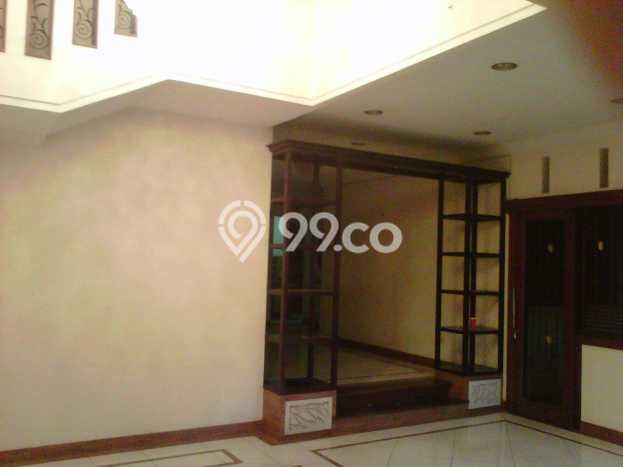 Rumah Sewa Tangerang Selatan LT 180m2 LB 250m2 Kawasan Bintaro Rumah Sewa Tangerang Selatan LT 180m2 LB 250m2 Kawasan Bintaro