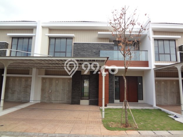 Ready to Use! Premium House LT 200m2 Desain Elegan di Green Lake City Ready to Use! Premium House LT 200m2 Desain Elegan di Green Lake City