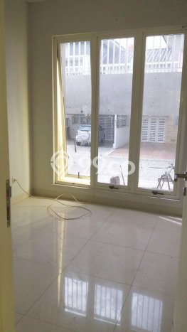 Disewakan Rumah Harga Terjangkau di Bintaro Tangerang Selatan Punya 4 Kamar Tidur Disewakan Rumah Harga Terjangkau di Bintaro Tangerang Selatan Punya 4 Kamar Tidur