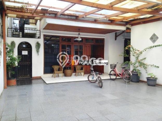 Rumah Mewah LB 400m2 Siap Pakai Desain Elegan di Grogol, Jakarta Barat Rumah Mewah LB 400m2 Siap Pakai Desain Elegan di Grogol, Jakarta Barat