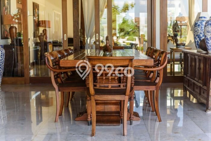 Rumah Mewah LB 740m2 Siap Pakai Desain Elegan di Pererenan, Badung Rumah Mewah LB 740m2 Siap Pakai Desain Elegan di Pererenan, Badung