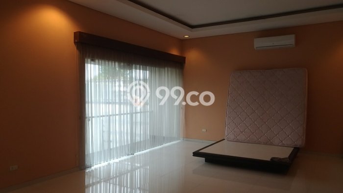 Ready to Use! Premium House LT 375m2 Desain Modern di BSD Virginia Lagoon Ready to Use! Premium House LT 375m2 Desain Modern di BSD Virginia Lagoon