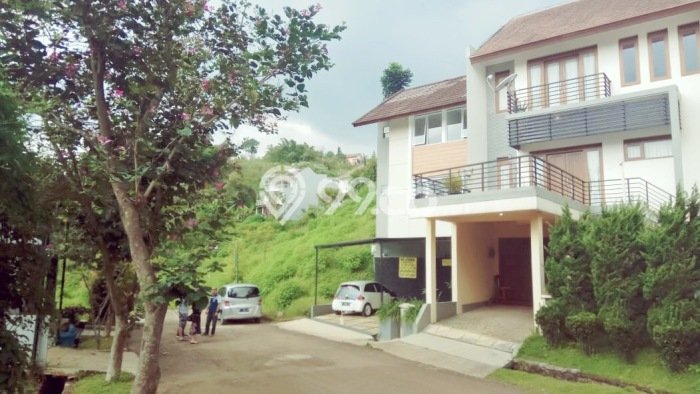 Siap Huni Hunian Elit 4 Kamar di Coblong Dekat ke Mana Saja Siap Huni Hunian Elit 4 Kamar di Coblong Dekat ke Mana Saja
