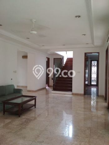 Rumah Mewah di Lingkungan Elit Jl. Simprug Golf, Jakarta Selatan Rumah Mewah di Lingkungan Elit Jl. Simprug Golf, Jakarta Selatan