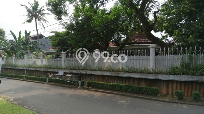 Hunian Mewah LB 350m2 Siap Pakai Desain Elegan di Lebak Bulus, Jakarta Selatan Hunian Mewah LB 350m2 Siap Pakai Desain Elegan di Lebak Bulus, Jakarta Selatan