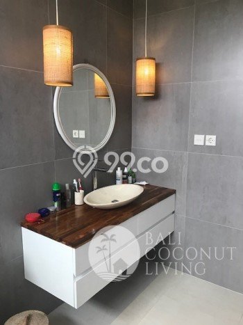 Rumah kawasan Seminyak, Badung, LT 112m² Bangunan 200m² Rumah kawasan Seminyak, Badung, LT 112m² Bangunan 200m²