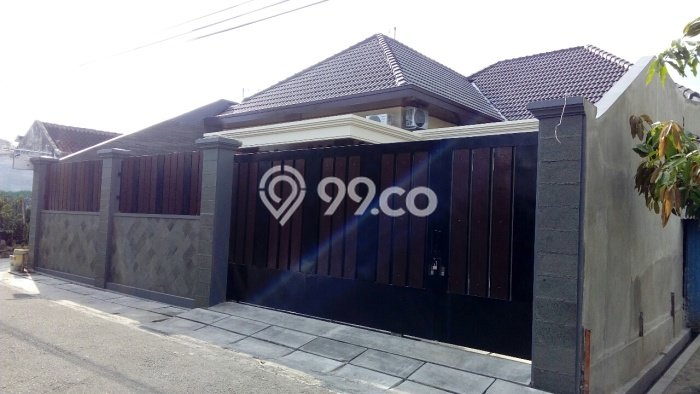 Rumah Mewah Siap Huni LT 391m2 di Laweyan, Solo Rumah Mewah Siap Huni LT 391m2 di Laweyan, Solo