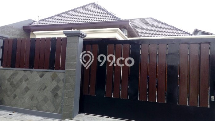 Rumah Mewah Siap Huni LT 391m2 di Laweyan, Solo Rumah Mewah Siap Huni LT 391m2 di Laweyan, Solo