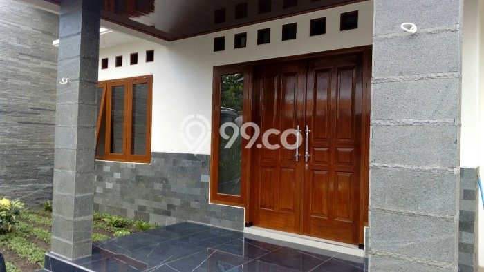 Rumah Mewah Siap Huni LT 391m2 di Laweyan, Solo Rumah Mewah Siap Huni LT 391m2 di Laweyan, Solo