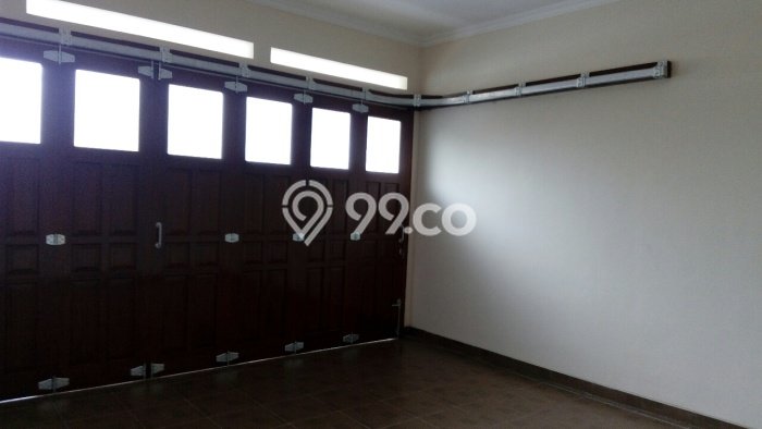 Rumah Mewah Siap Huni LT 391m2 di Laweyan, Solo Rumah Mewah Siap Huni LT 391m2 di Laweyan, Solo