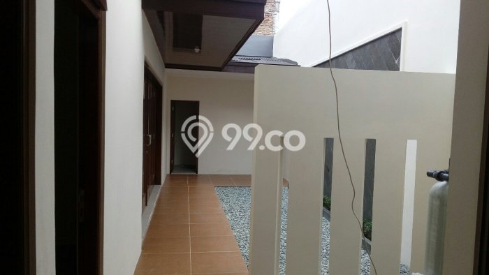 Rumah Mewah Siap Huni LT 391m2 di Laweyan, Solo Rumah Mewah Siap Huni LT 391m2 di Laweyan, Solo