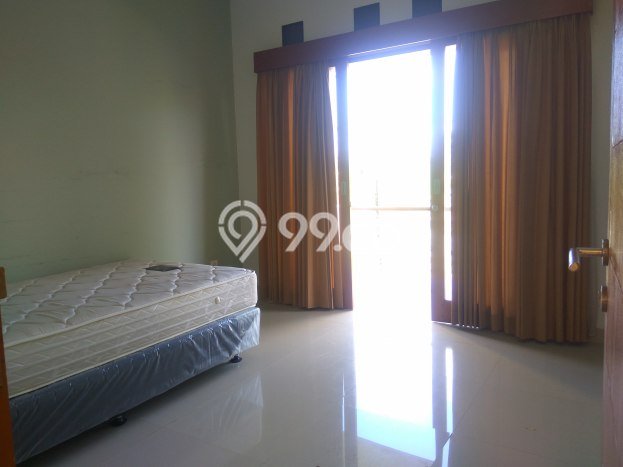HUNIAN IMPIAN! Rumah di Nusa Dua, 3 KT, Free Macet, LT 144m² LB 135m² HUNIAN IMPIAN! Rumah di Nusa Dua, 3 KT, Free Macet, LT 144m² LB 135m²