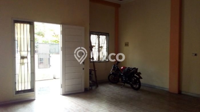 Jual Rumah Favorit Siap Huni LB 270m2 di Duren Sawit, Jakarta Timur Jual Rumah Favorit Siap Huni LB 270m2 di Duren Sawit, Jakarta Timur