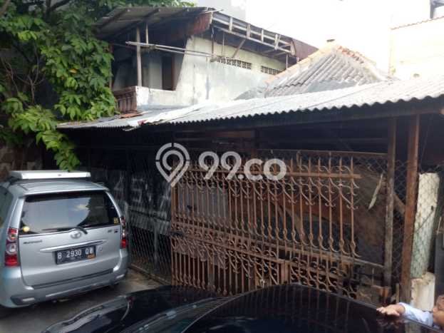 Rumah Tua Hitung Tanah di Jl. Karya Barat, Grogol Jakarta Barat Rumah Tua Hitung Tanah di Jl. Karya Barat, Grogol Jakarta Barat