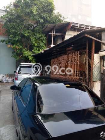 Rumah Tua Hitung Tanah di Jl. Karya Barat, Grogol Jakarta Barat Rumah Tua Hitung Tanah di Jl. Karya Barat, Grogol Jakarta Barat
