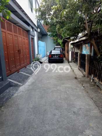 Rumah Tua Hitung Tanah di Jl. Karya Barat, Grogol Jakarta Barat Rumah Tua Hitung Tanah di Jl. Karya Barat, Grogol Jakarta Barat