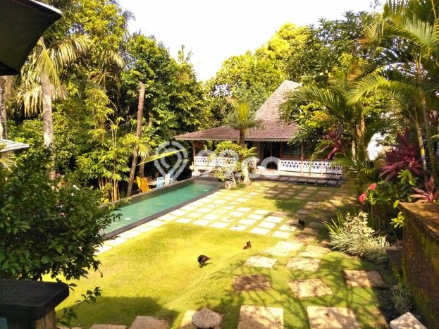 Hunian Elit LB 270m2 Siap Pakai Desain Elegan di Pererenan, Badung Hunian Elit LB 270m2 Siap Pakai Desain Elegan di Pererenan, Badung
