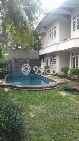 Rumah Mewah di dalam Cluster Elit di Jl. Pangeran Antasari, Jakarta Selatan Rumah Mewah di dalam Cluster Elit di Jl. Pangeran Antasari, Jakarta Selatan