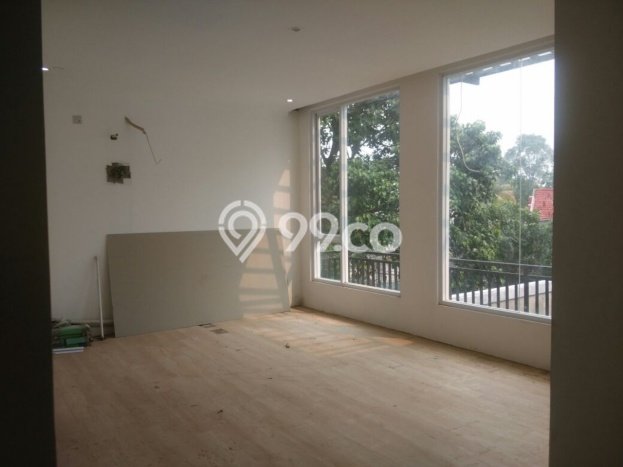 Rumah Elit Modern Tanpa Renovasi di Bintaro Tangerang Selatan Rumah Elit Modern Tanpa Renovasi di Bintaro Tangerang Selatan
