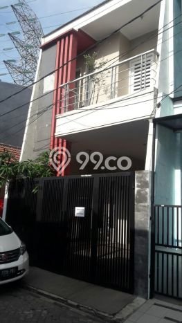 Rumah Strategis Minimalis Lb 120m2 di Cipondoh, Tangerang Rumah Strategis Minimalis Lb 120m2 di Cipondoh, Tangerang