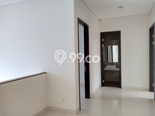 For Sale! Premium House LT 200m2 Desain Elegan di BSD Eminent For Sale! Premium House LT 200m2 Desain Elegan di BSD Eminent