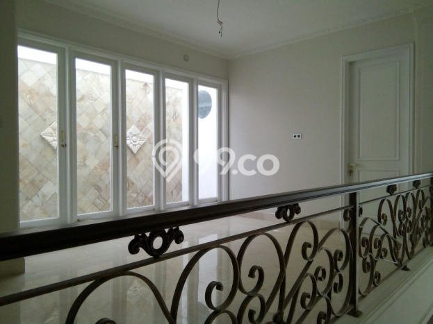 Dijual Rumah Mewah Exclusive di Jatinegara, Jakarta Timur Dijual Rumah Mewah Exclusive di Jatinegara, Jakarta Timur