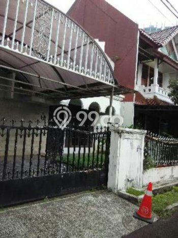 Ready to Use! Premium House LT 220m2 Desain Elegan di Pondok Indah Ready to Use! Premium House LT 220m2 Desain Elegan di Pondok Indah