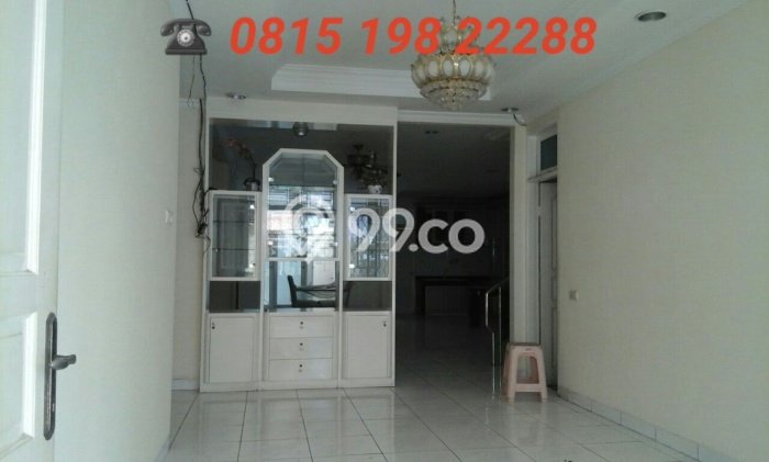 Rumah Sewa Jakarta Utara LT 250m2 LB 325m2 Kawasan Muara Karang Rumah Sewa Jakarta Utara LT 250m2 LB 325m2 Kawasan Muara Karang
