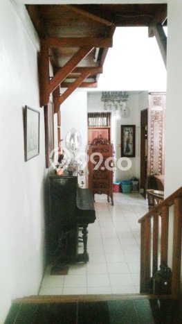 Siap Huni Rumah Mewah 4 Kamar di Pondok Aren Dekat ke Mana Saja Siap Huni Rumah Mewah 4 Kamar di Pondok Aren Dekat ke Mana Saja